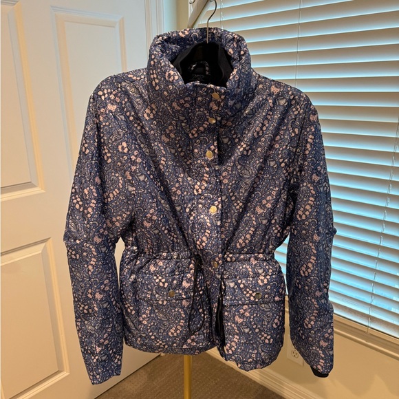 JCrew Liberty print puffer jacket.  Perfect for ski trip!
Size Medium - Picture 4 of 8